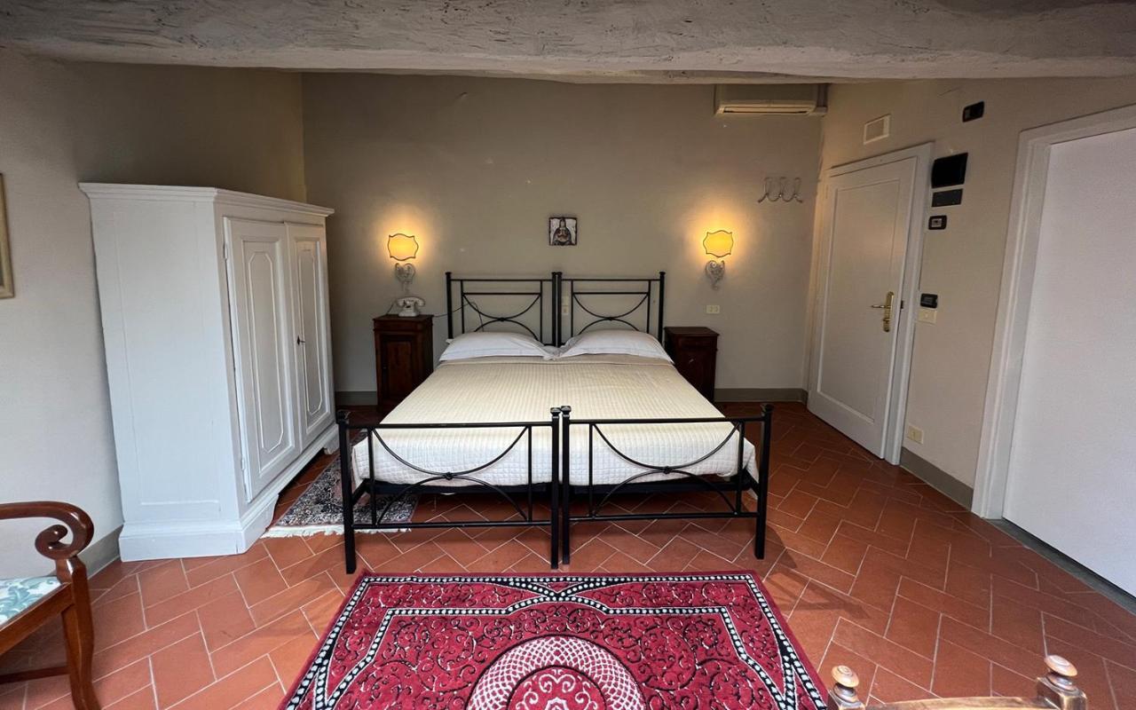 B&B Piccolo Hotel กอร์โตนา ภายนอก รูปภาพ