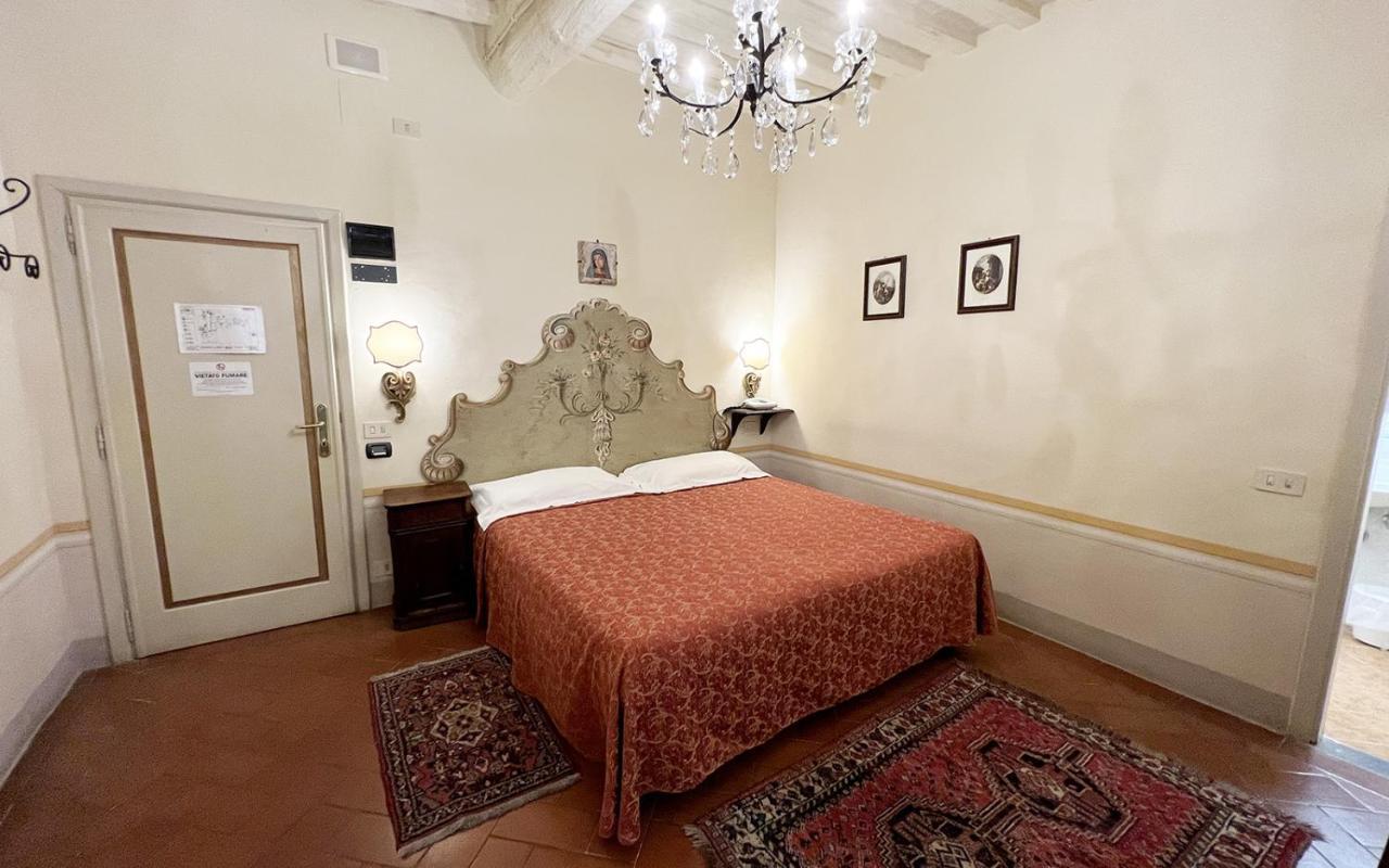 B&B Piccolo Hotel กอร์โตนา ภายนอก รูปภาพ