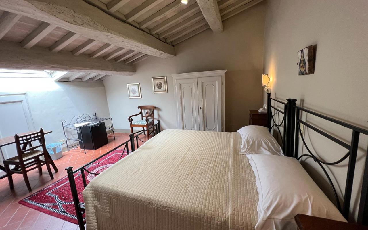 B&B Piccolo Hotel กอร์โตนา ภายนอก รูปภาพ
