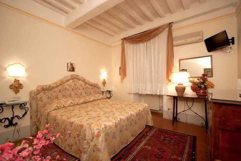 B&B Piccolo Hotel กอร์โตนา ภายนอก รูปภาพ